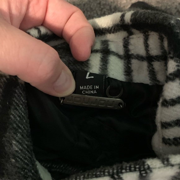 Winter jacket - Picture 2 of 4